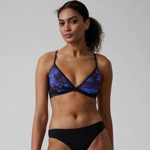 Athleta •  Freestyle Camo Bikini Top • Size SP • NWT